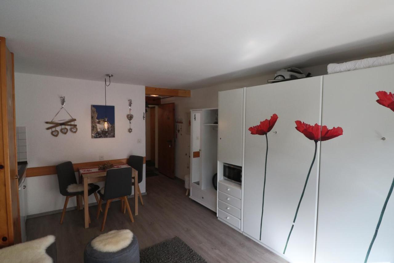 Apartamento Richmond - 303 *